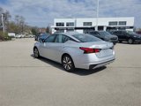 Used 2021 Nissan Altima 2.5 SV image 3