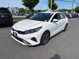 Used 2022 Kia Forte LXS w/ LXS Technology Package image 4