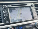 Used 2017 Toyota Highlander Limited image 3