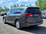 Used 2019 Chrysler Pacifica Touring-L image 4