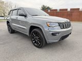 Certified 2022 Jeep Grand Cherokee Laredo X image 2