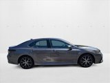 Used 2023 Toyota Camry SE image 4