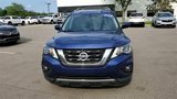 Used 2018 Nissan Pathfinder SV image 3