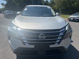 Used 2024 Nissan Rogue SV image 2