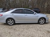 Used 2011 Toyota Camry SE image 2
