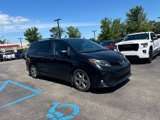 Used 2018 Toyota Sienna SE image 3