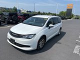 Used 2023 Chrysler Voyager LX image 4