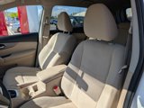 Used 2016 Nissan Rogue SV image 6