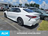 Used 2023 Toyota Camry SE image 5