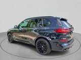 Used 2021 BMW X5 xDrive40i w/ M Sport Package image 3