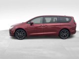 Used 2020 Chrysler Pacifica Touring w/ S Appearance Package image 2