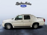 Used 2005 Cadillac Escalade EXT image 3