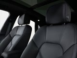Used 2024 Porsche Macan image 5