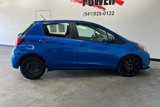 Used 2015 Toyota Yaris L image 2