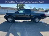 Used 2017 Nissan Frontier SV image 2