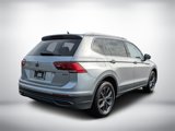 Used 2022 Volkswagen Tiguan SE image 3