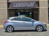 Used 2013 Hyundai Elantra GT w/ Style Pkg image 2