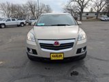 Used 2010 Saturn Outlook XE image 2