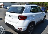 New 2025 Hyundai Venue SEL image 3