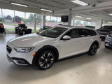 Used 2018 Buick Regal Essence w/ Driver Confidence Package #1 image 5