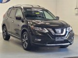 Used 2017 Nissan Rogue SL image 3