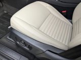 Used 2025 Land Rover Discovery Sport S image 4