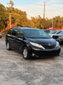 Used 2015 Toyota Sienna LE image 3