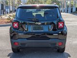 Used 2020 Jeep Renegade Latitude w/ UConnect 8.4 Nav Group image 5