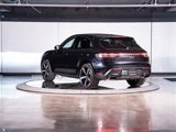 Used 2025 Porsche Macan image 4