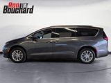 Used 2022 Chrysler Pacifica Touring-L w/ Uconnect Theater Family Group image 2