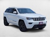 Used 2020 Jeep Grand Cherokee Altitude image 3