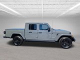 Used 2021 Jeep Gladiator Overland w/ Popular Equipment Package image 2