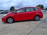 Used 2017 Toyota Prius V image 2