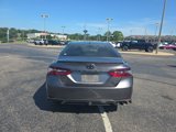 Used 2022 Toyota Camry SE image 4