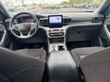 Used 2022 Ford Explorer XLT image 2