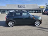 Used 2014 MINI Cooper Countryman image 2