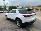 Used 2023 Chevrolet Traverse LT image 6