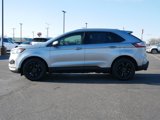 Used 2020 Ford Edge SEL w/ Convenience Package image 2