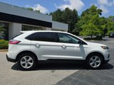 Used 2020 Ford Edge SE image 2