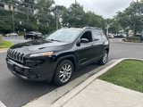 Used 2018 Jeep Cherokee Limited w/ Luxury Group image 3