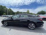 Certified 2025 Hyundai Elantra SEL image 4