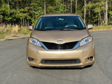 Used 2012 Toyota Sienna LE image 2