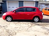 Used 2009 Nissan Versa Hatchback image 2