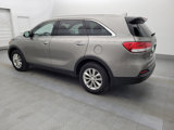 Used 2018 Kia Sorento LX image 3