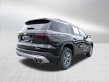 New 2025 Chevrolet Traverse LT w/ Driver Confidence Package image 3