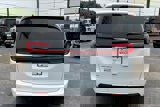 Used 2023 Chrysler Pacifica Touring-L image 4