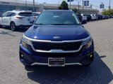 Used 2021 Kia Seltos EX image 2