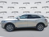 Used 2023 Lincoln Nautilus FWD image 3
