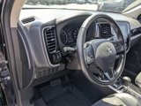 Used 2019 Mitsubishi Outlander SE image 3