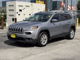 Used 2017 Jeep Cherokee Latitude w/ Comfort/Convenience Group image 4